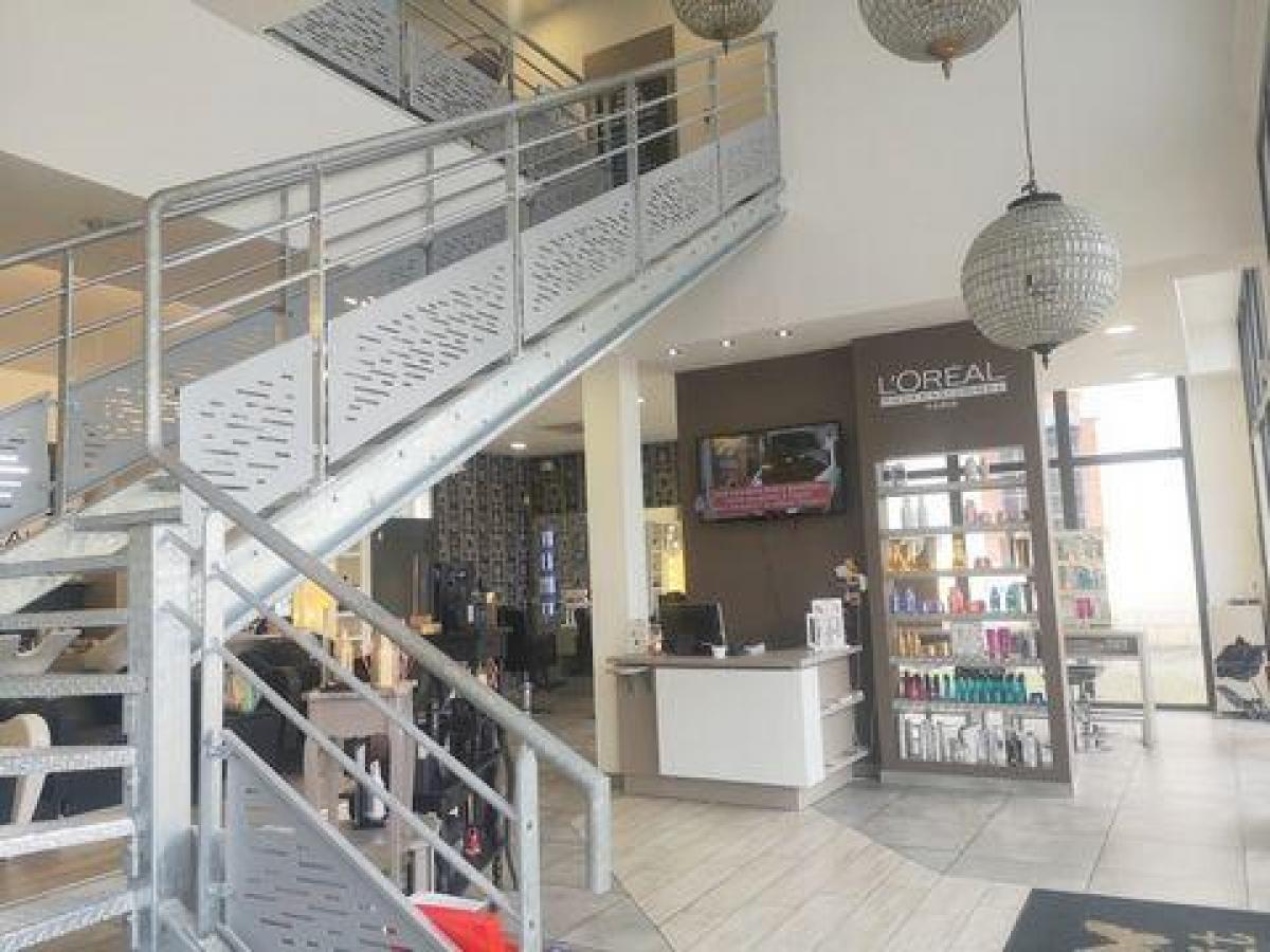 6 bedrooms Office in Tarbes, France No. 19415