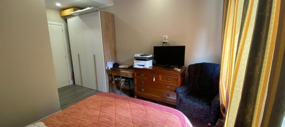 6 rooms Apartment in Turin, Italy No. 198143 14