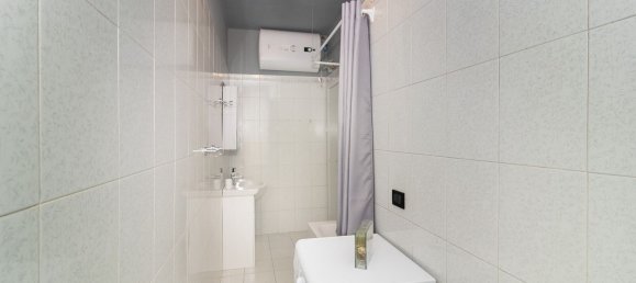 6 rooms Apartment in Turin, Italy No. 198143 35