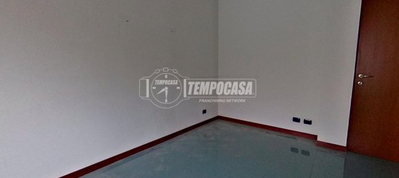 2 bedrooms Apartment in Tavernerio, Italy No. 209136 13