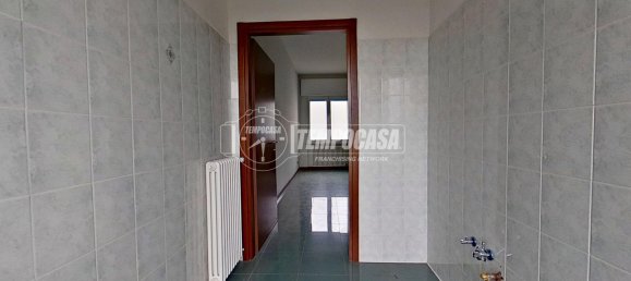 2 bedrooms Apartment in Tavernerio, Italy No. 209136 9