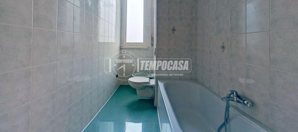 2 bedrooms Apartment in Tavernerio, Italy No. 209136 19