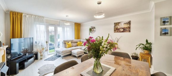 4 bedrooms House in Feltham, United Kingdom No. 10537 3