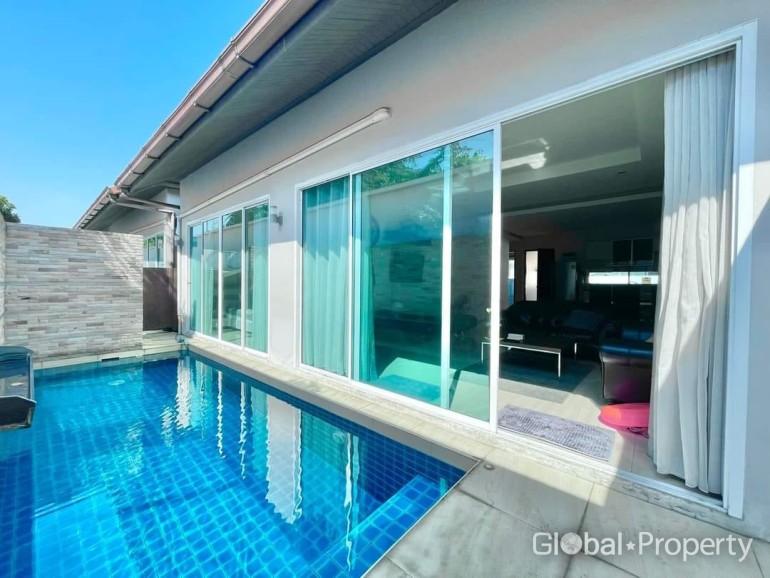 3 bedrooms Cafe / restaurant in Pattaya, Thailand No. 19822