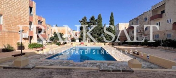 Apartamento de 2 dormitorios en Saint Paul's Bay, Malta No. 5287 2