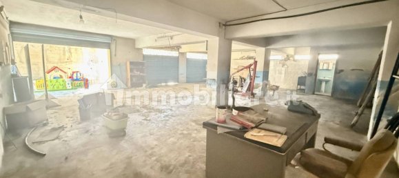 140m² Garage in Falcone, Italy No. 325404 13