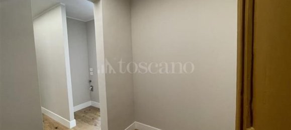 3 Schlafzimmer Wohnung in Florence, Italy, Nr. 69149 6