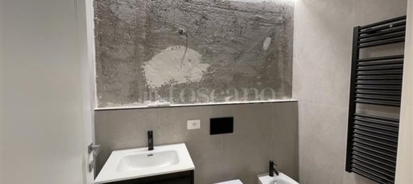 3 Schlafzimmer Wohnung in Florence, Italy, Nr. 69149 21