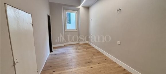 3 Schlafzimmer Wohnung in Florence, Italy, Nr. 69149 44