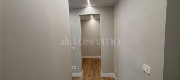 3 Schlafzimmer Wohnung in Florence, Italy, Nr. 69149 45