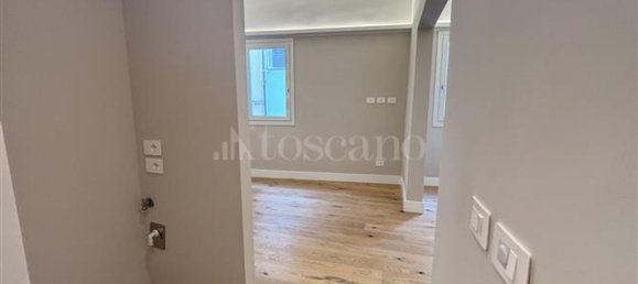 3 Schlafzimmer Wohnung in Florence, Italy, Nr. 69149 49