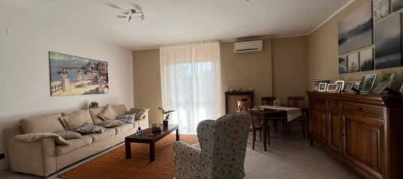 5 bedrooms Apartment in Benevento, Italy No. 74588 8