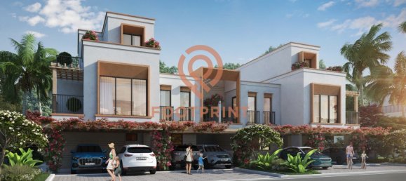 4 bedrooms Townhouse in Dubai, UAE No. 23721 2