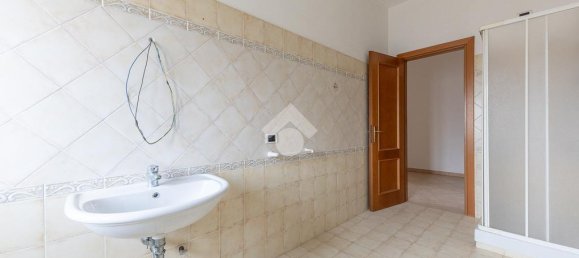 Apartamento de 2 dormitorios en Guidonia Montecelio, Italy No. 310094 25