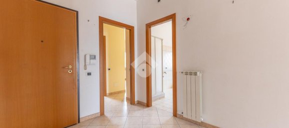 Apartamento de 2 dormitorios en Guidonia Montecelio, Italy No. 310094 11