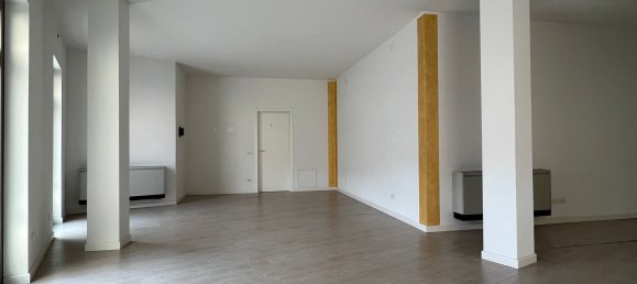73m² Office in Sant'Ambrogio di Valpolicella, Italy No. 277526 5