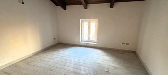 5-salle Maison à Vitulazio, Italy No. 163080 8