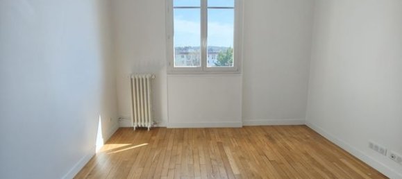 2 غرف نوم شقة في Montmorency, France رقم 327990 6