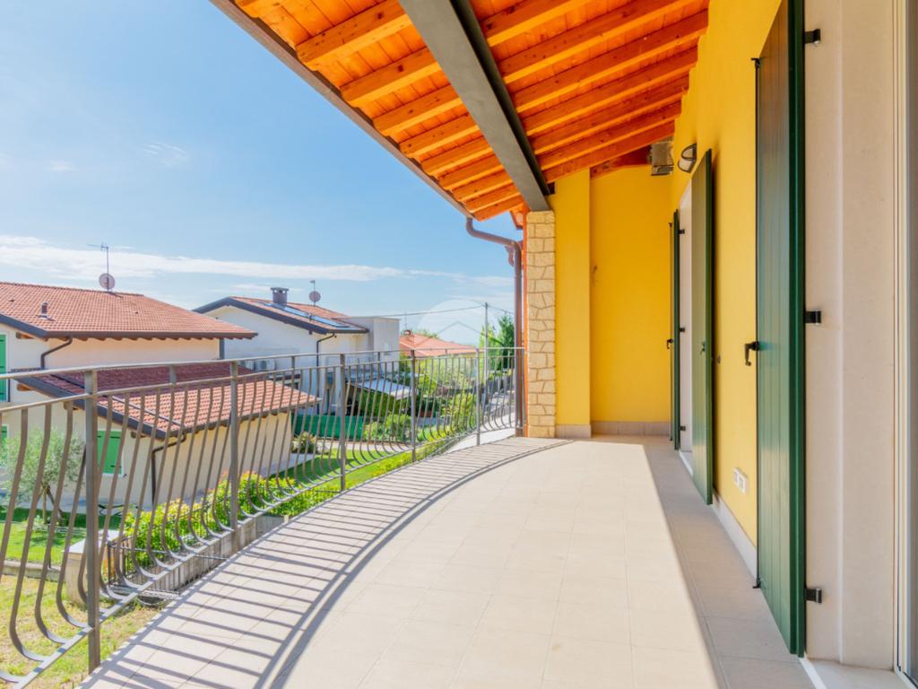 2 bedrooms Apartment in Negrar, Italy No. 293744