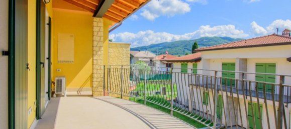 2 bedrooms Apartment in Negrar, Italy No. 293744 2