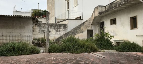 13 rooms House in San Pietro Vernotico, Italy No. 172393 34