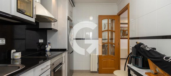 4 bedrooms Apartment in Sant Vicenc Dels Horts, Spain No. 155717 8