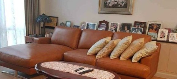 4 bedrooms Bungalow in Bangkok, Thailand No. 6367 2