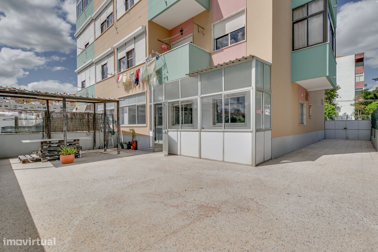 Apartamento de 3 dormitorios en Vila Franca de Xira, Portugal No. 216494