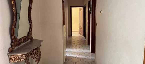 5غرفة شقة في Turin, Italy رقم 33181 31