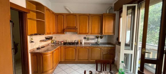 5غرفة شقة في Turin, Italy رقم 33181 7