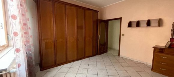 5غرفة شقة في Turin, Italy رقم 33181 19