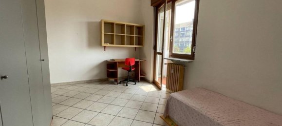 5غرفة شقة في Turin, Italy رقم 33181 15