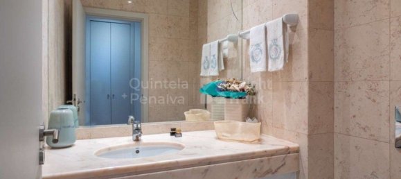 3 bedrooms Apartment in Lisbon, Portugal No. 123062 10