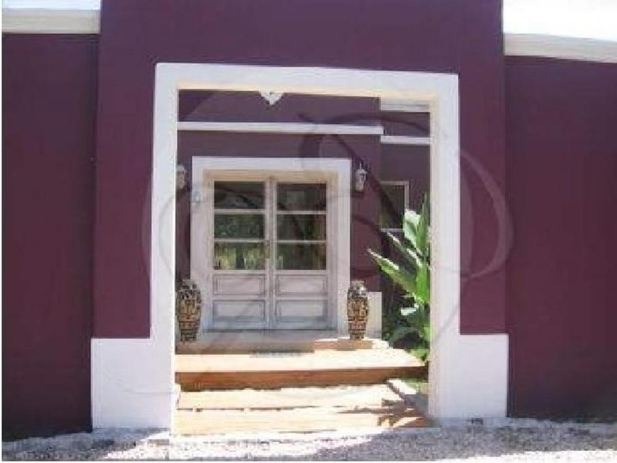 Casa de 4 dormitorios en Pilar, Argentina No. 68036