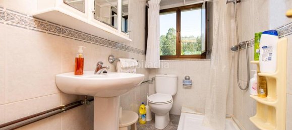 4 bedrooms House in Mino, Spain No. 165648 21