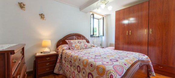 4 bedrooms House in Mino, Spain No. 165648 22