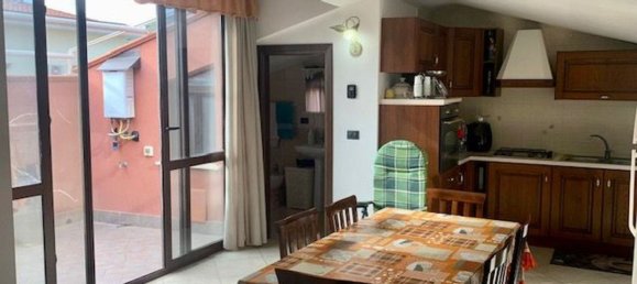 3-salle Appartement à Bagheria, Italy No. 103174 4