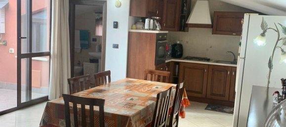 3-salle Appartement à Bagheria, Italy No. 103174 2