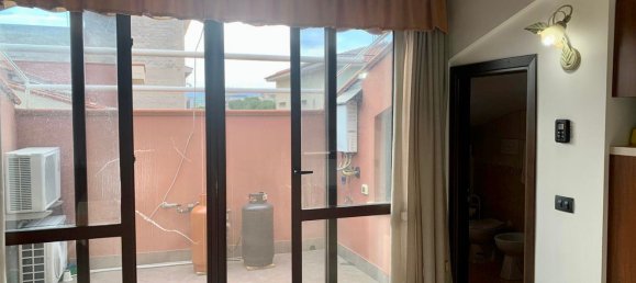 3-salle Appartement à Bagheria, Italy No. 103174 9