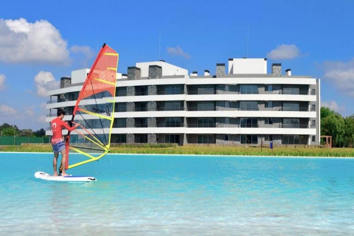 Квартира с 3 спальнями в Пилар, Аргентина № 85299