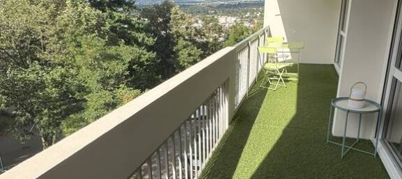 Apartamento de 2 dormitorios en Rhone, France No. 330457 4