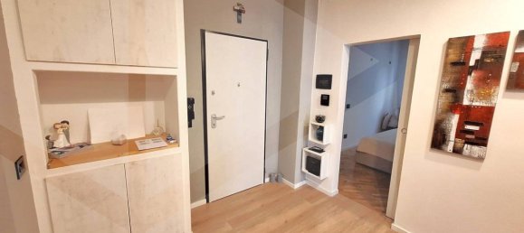 Apartamento de 3 habitaciónes en Modena, Italy No. 17494 9