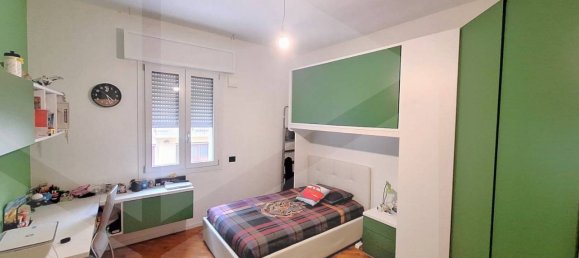 Apartamento de 3 habitaciónes en Modena, Italy No. 17494 15