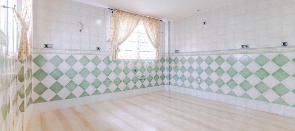 6 bedrooms House in Alfacar, Spain No. 155700 18