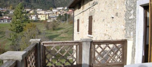 4 rooms House in Tremosine sul Garda, Italy No. 131021 16
