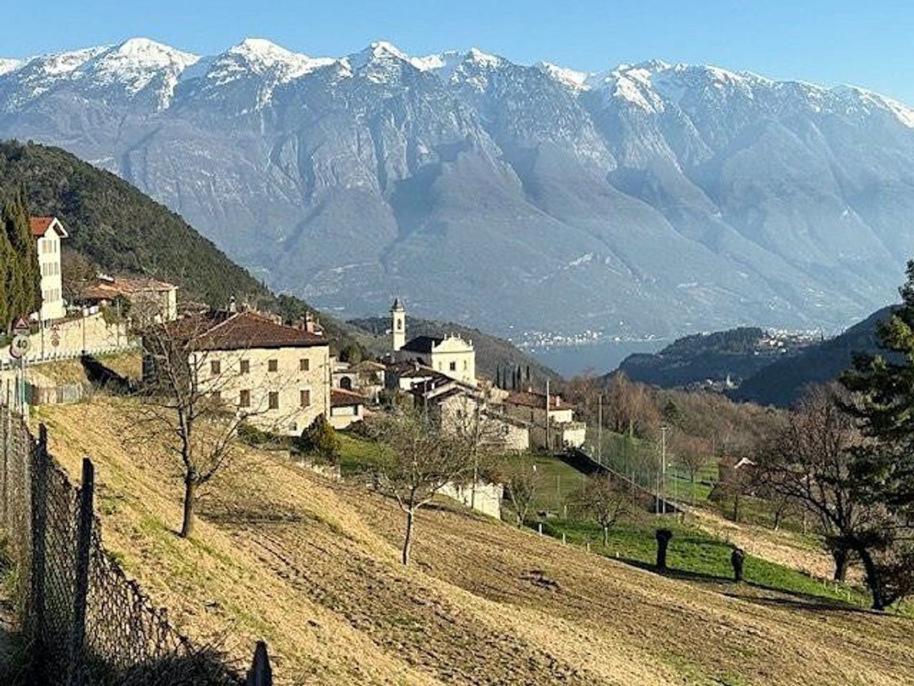 4 rooms House in Tremosine sul Garda, Italy No. 131021