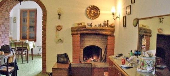 4 rooms House in Tremosine sul Garda, Italy No. 131021 8