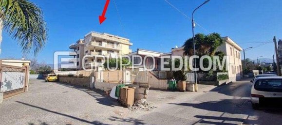 5-Zimmer Wohnung in Pagani, Italy, Nr. 278491 2