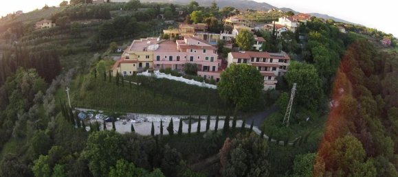 40000m² Hotel in Montescudaio, Italy No. 285871 7