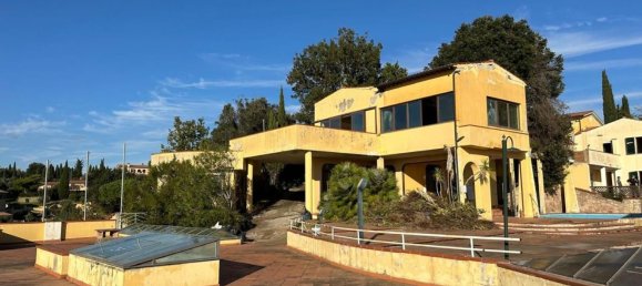 40000m² Hotel in Montescudaio, Italy No. 285871 23